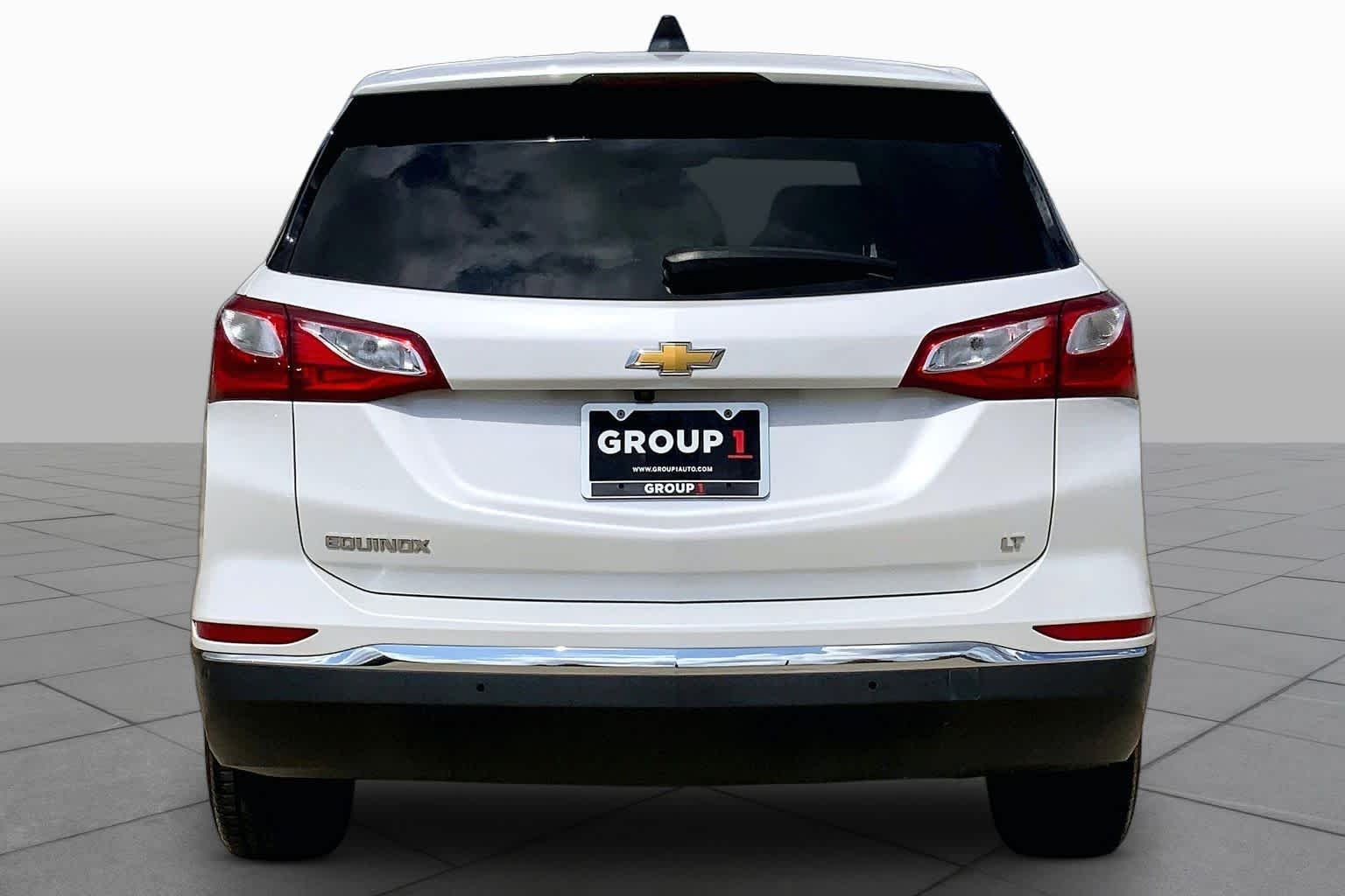 Used 2020 Iridescent Pearl Tricoat Chevrolet LT image 5