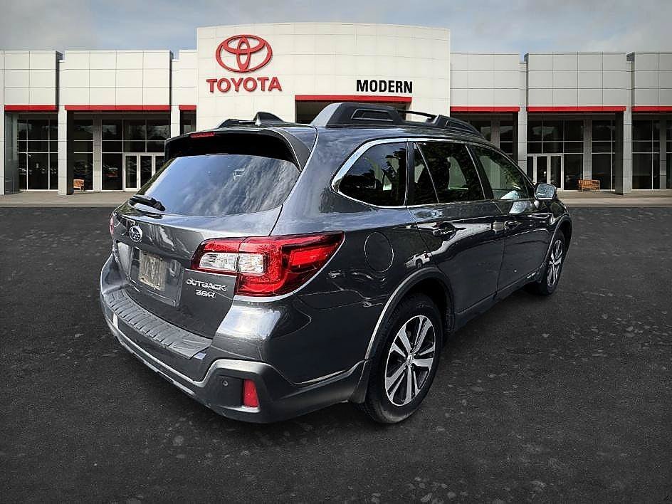 Used 2019 Magnetite Gray Metallic Subaru Limited image 17