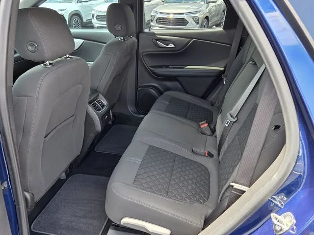Used 2022 Blue Chevrolet LT image 11