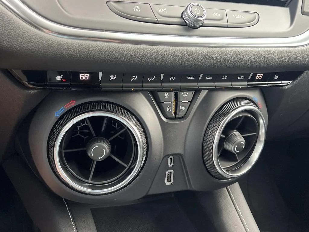 2026 Chevrolet Blazer 2LT - Photo 17
