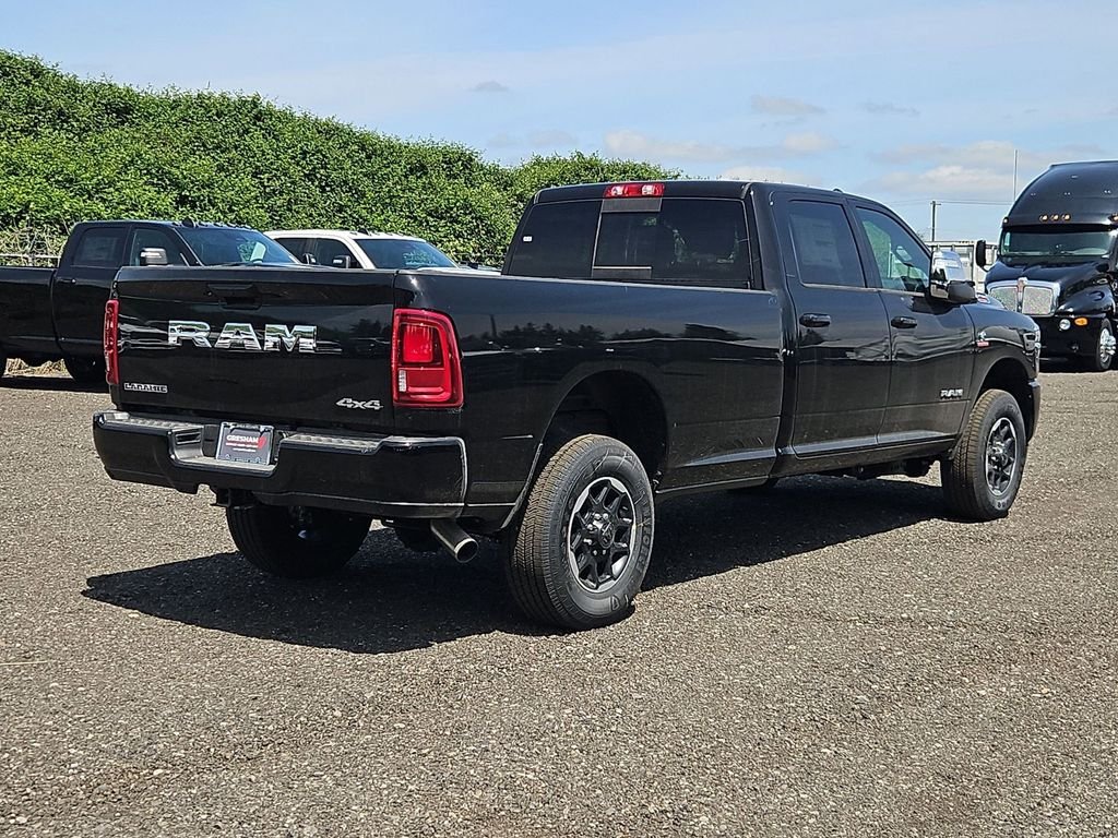 New 2026 Diamond Black Crystal Pearl-Coat Exterior Paint RAM Laramie image 7