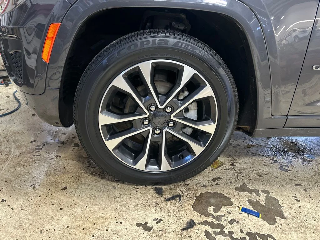 Certified Used 2023 Gray Jeep Overland image 11