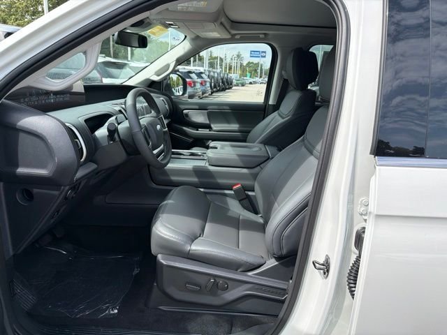 New 2027 Star White Metallic Tri-Coat Ford Active image 14