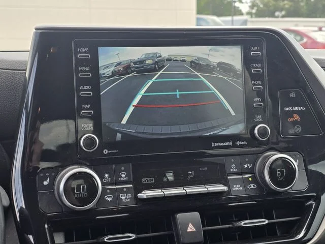 Used 2022 Black Toyota XLE image 10