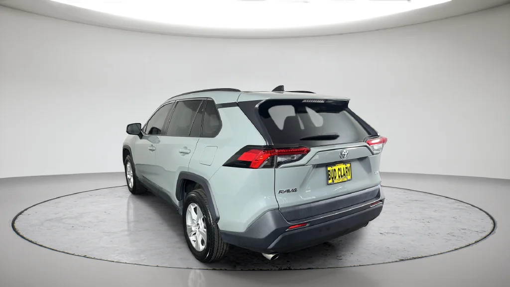 Used 2020 Green Toyota XLE image 11