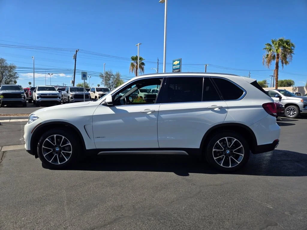 Used 2018 Alpine White BMW xDrive35i image 3