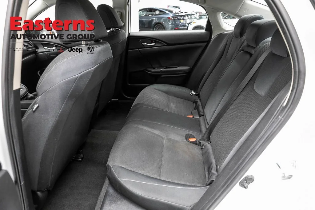 Used 2022 White Honda EX image 18