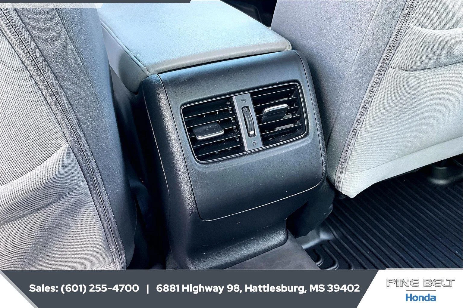 Used 2019 Lunar Silver Metallic Honda EX image 24