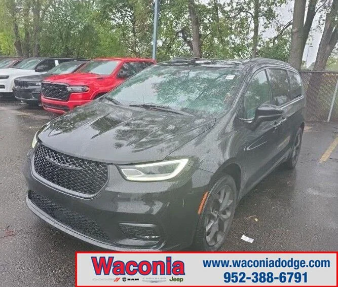 2023 Chrysler Pacifica