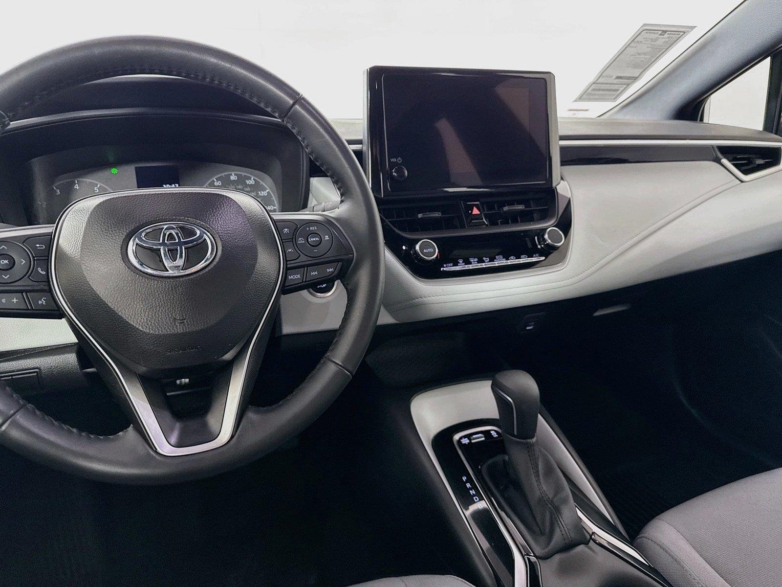 Certified Used 2025 Classic Silver Metallic Toyota SE image 30