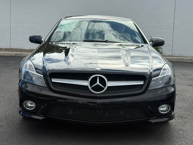 Used 2012  Mercedes-Benz SL 550 image 3