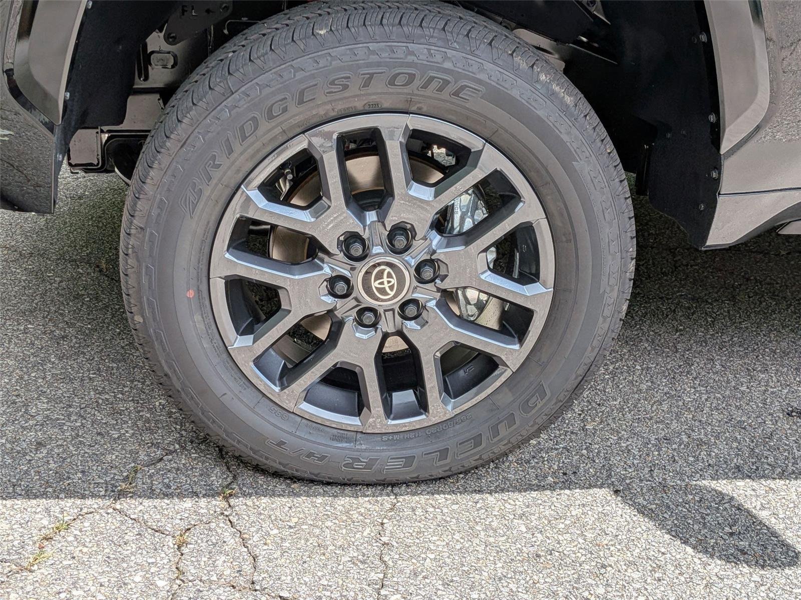 2025 Toyota Tundra Platinum - Photo 9