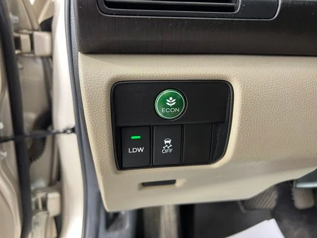 Used 2015 Gold Honda EX-L image 18