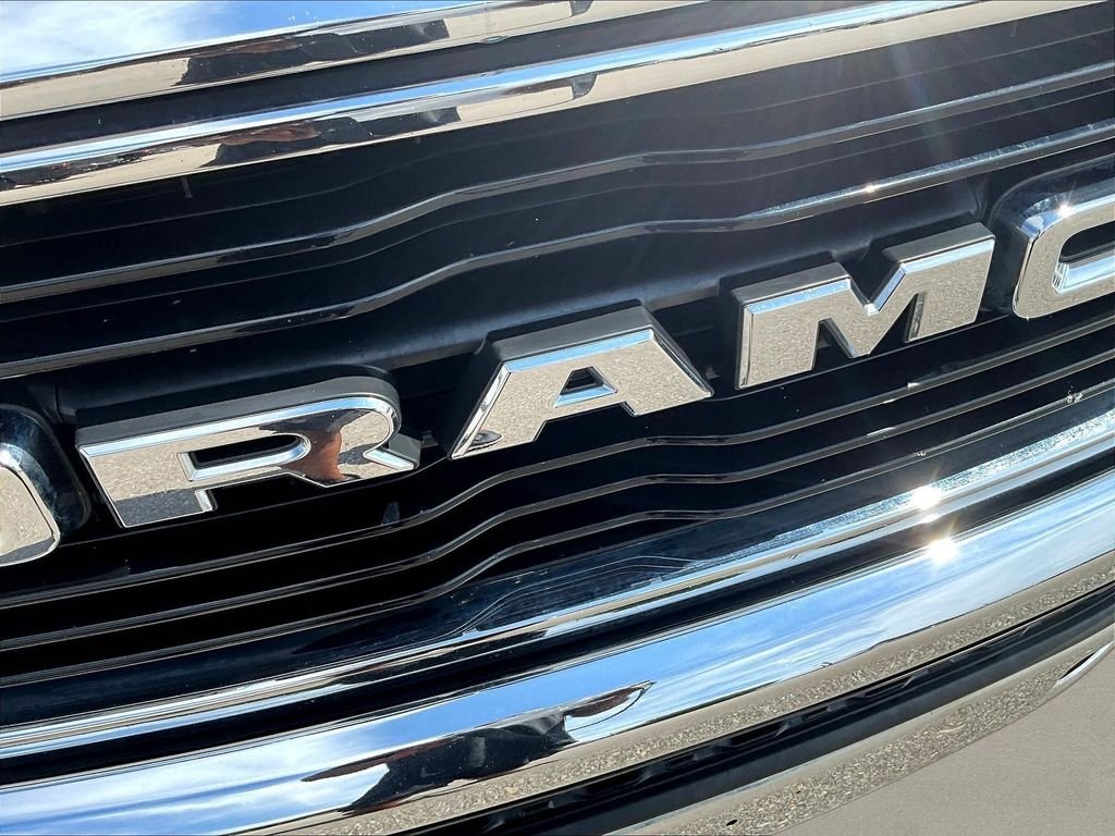 Used 2019 Red Ram Big Horn/Lone Star image 37