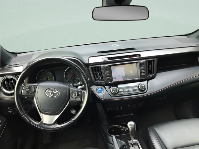 Used 2018 White Toyota SE image 14