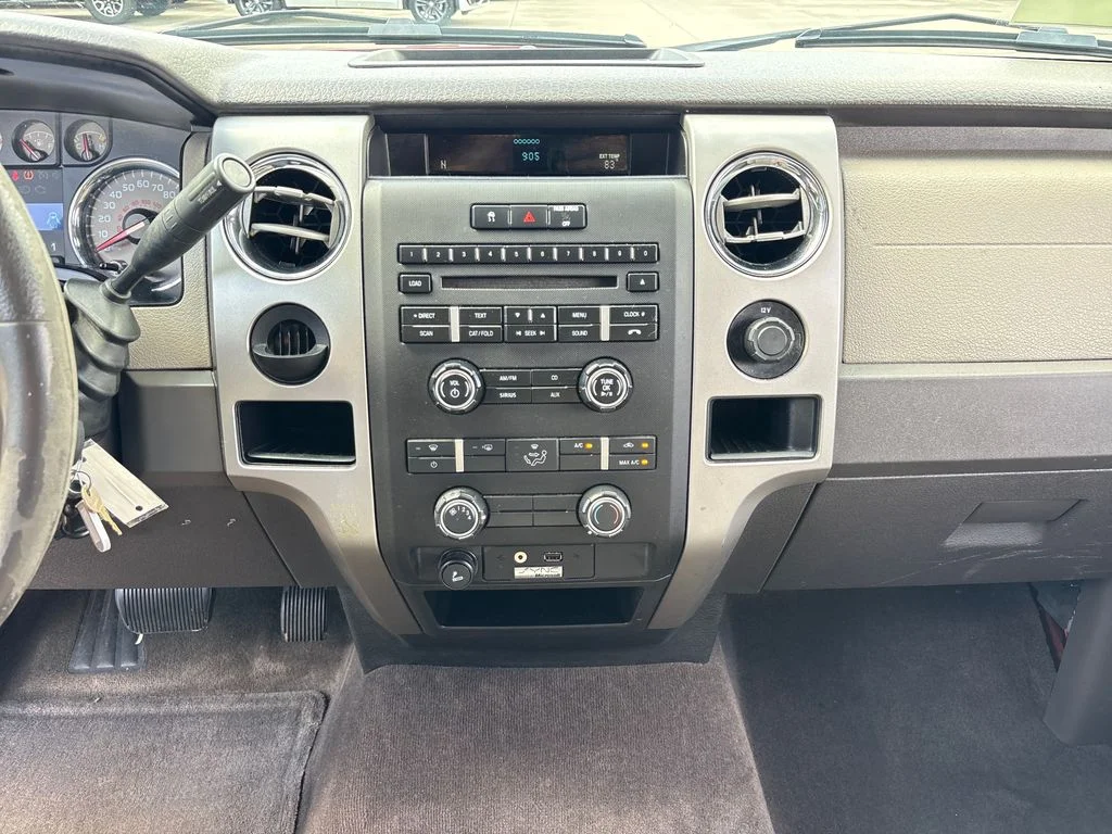 Used 2010 Red Ford XLT image 23