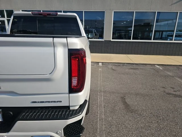 Used 2025 White GMC Denali image 6