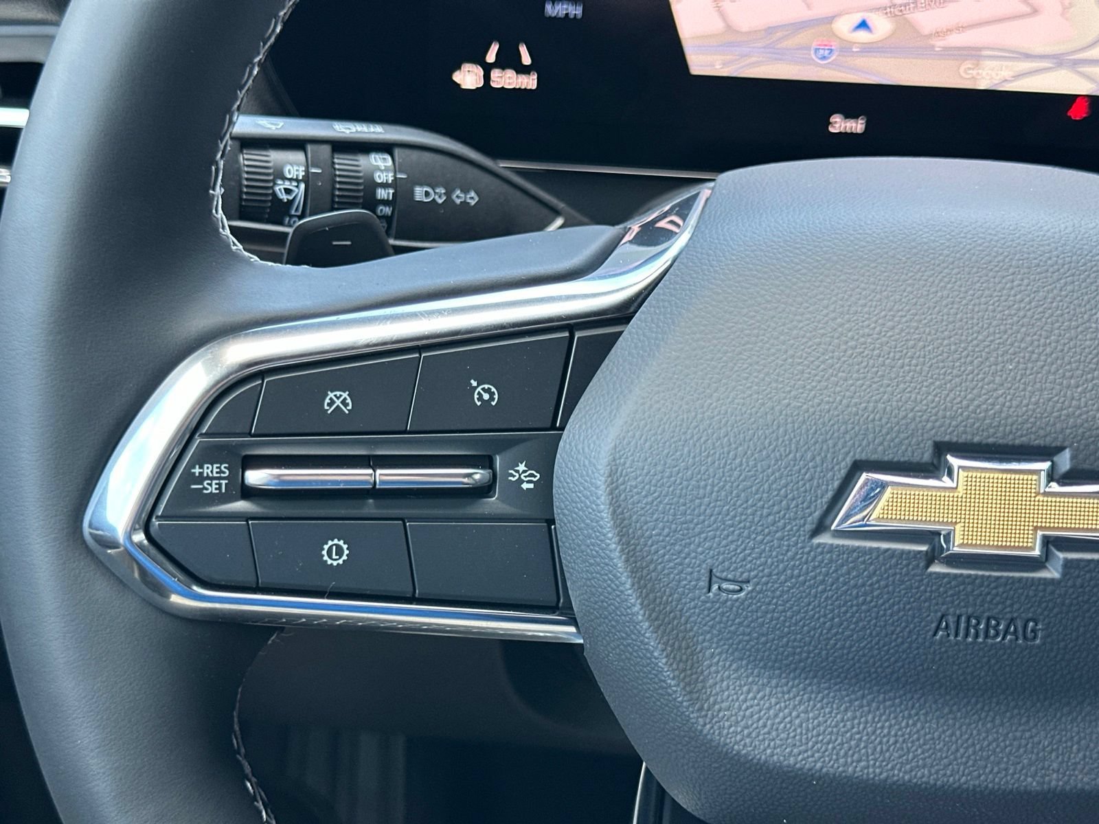 2027 Chevrolet Traverse LT - Photo 27