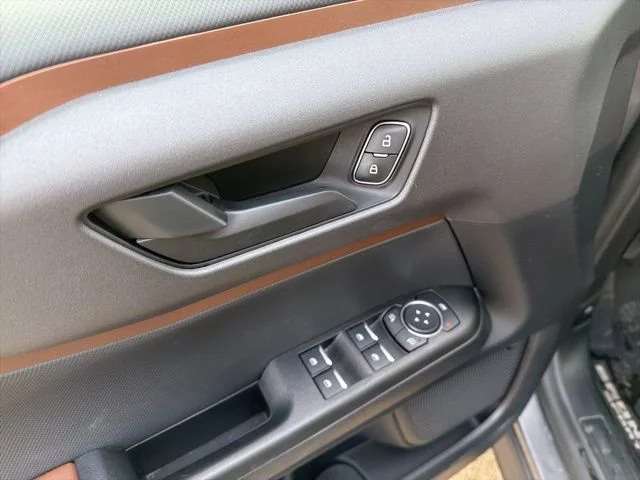 Used 2022 Gray Ford Badlands image 14