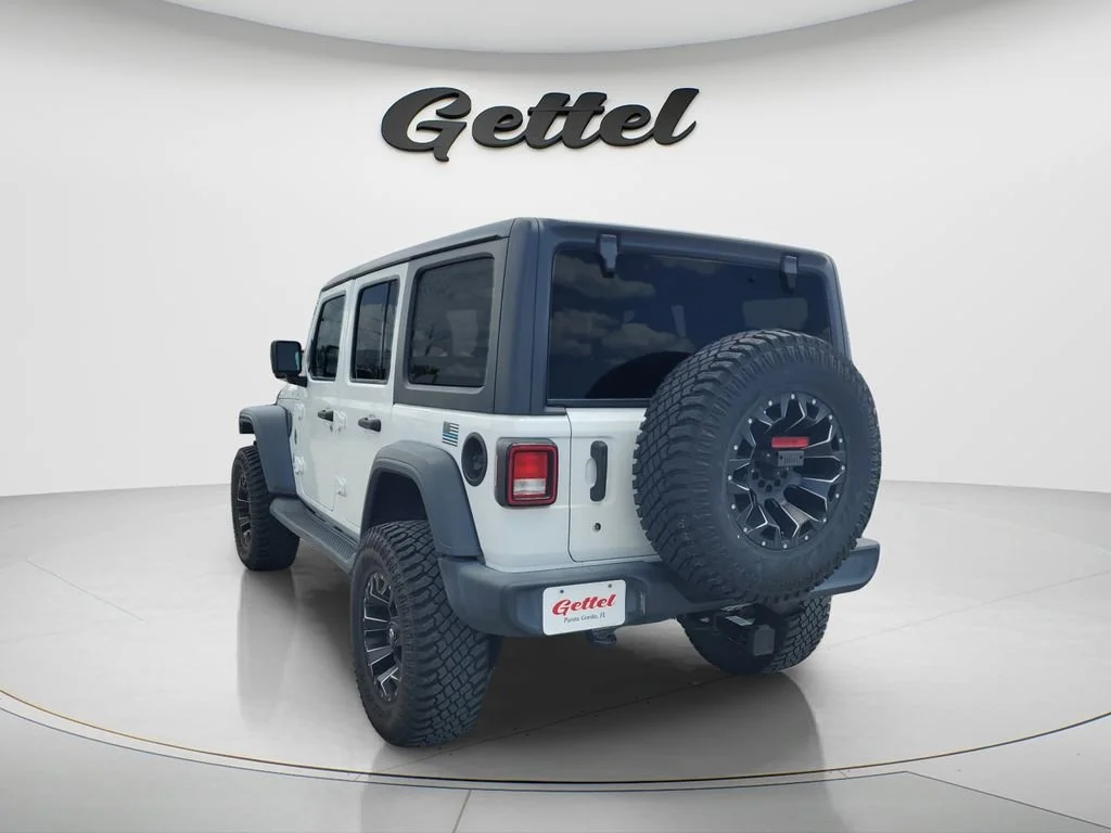 Used 2020 White Jeep Sport S 4x4 image 5