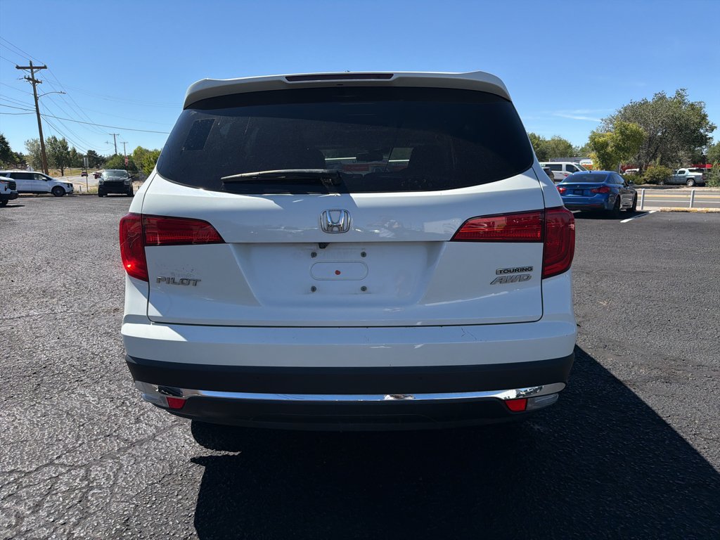 Used 2017 White Diamond Pearl Honda Touring image 6