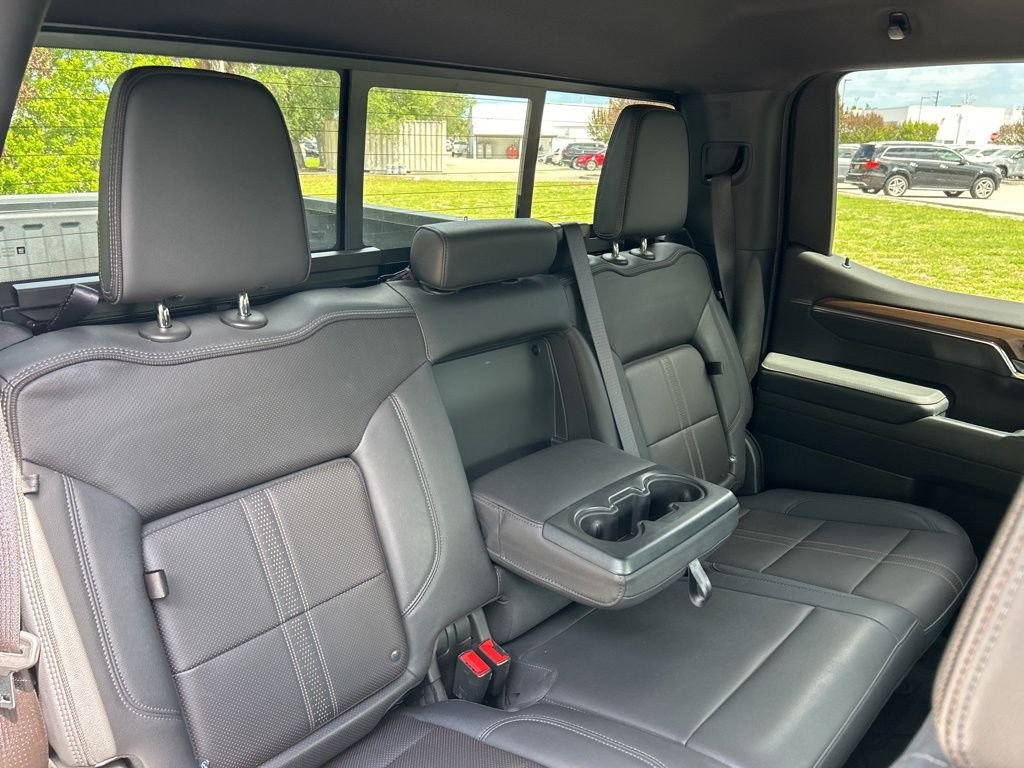 Used 2023 Black Chevrolet High Country image 50