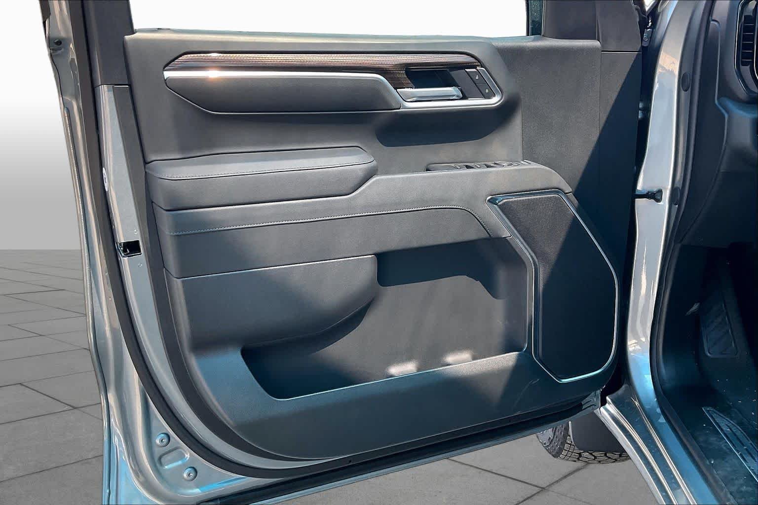 2026 Chevrolet Silverado 1500 RST - Photo 10