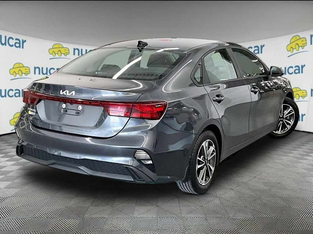 Used 2023 Gravity Gray Kia LXS image 6