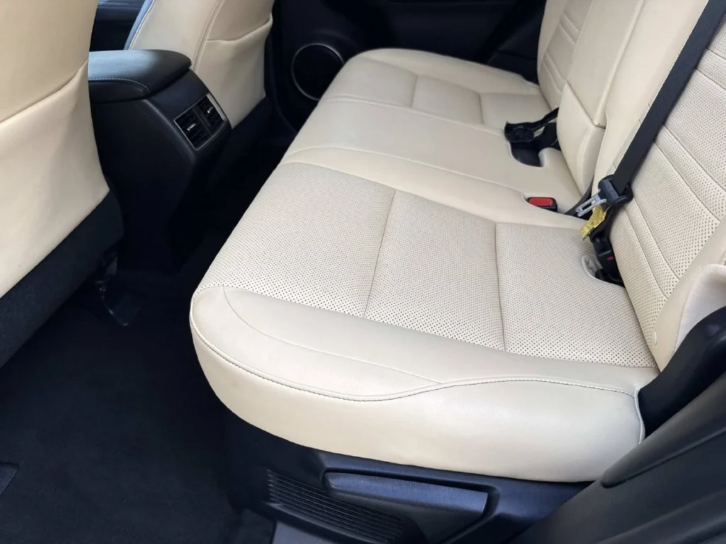 Used 2015 Red Lexus 200t image 15
