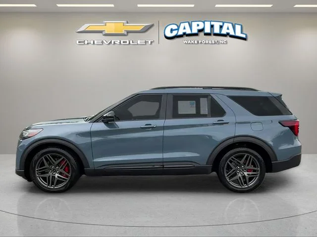 Used 2025 Blue Ford ST image 2