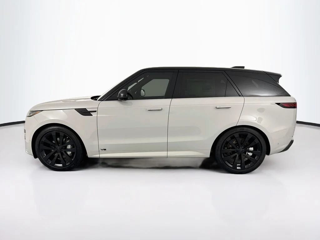 New 2026 Borasco Grey Land Rover Dynamic SE image 8