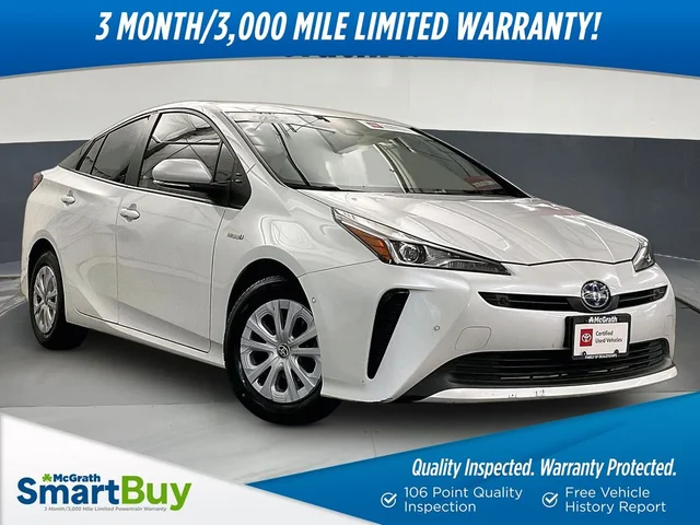 2022 Toyota Prius LE FWD's photo