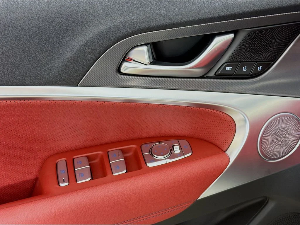 New 2026 Vatna Gray Genesis 3.3T Sport Prestige image 18