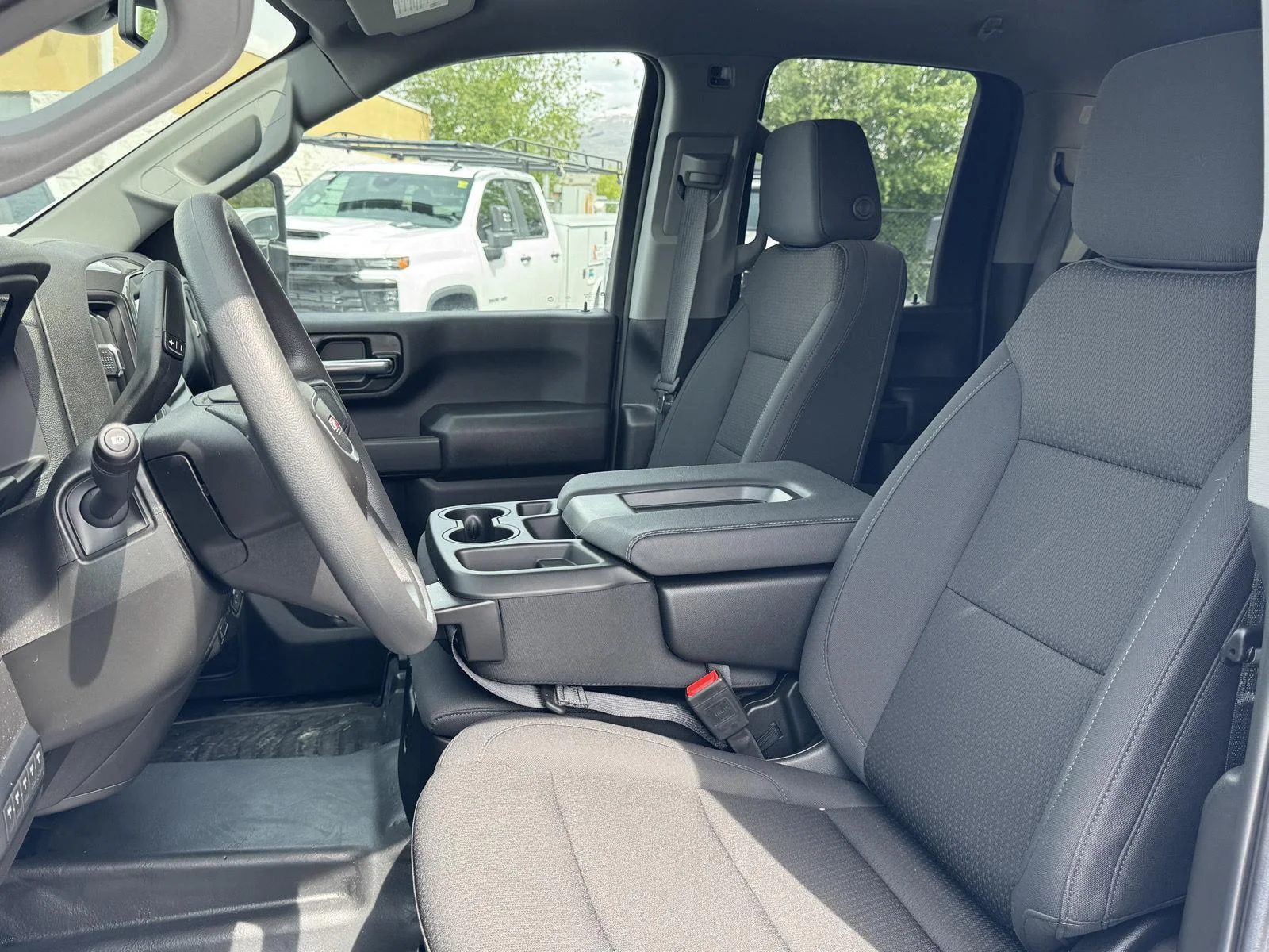 2025 GMC Sierra 2500HD Pro - Photo 21