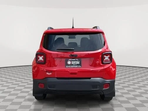 Used 2023 Red Jeep Altitude image 4