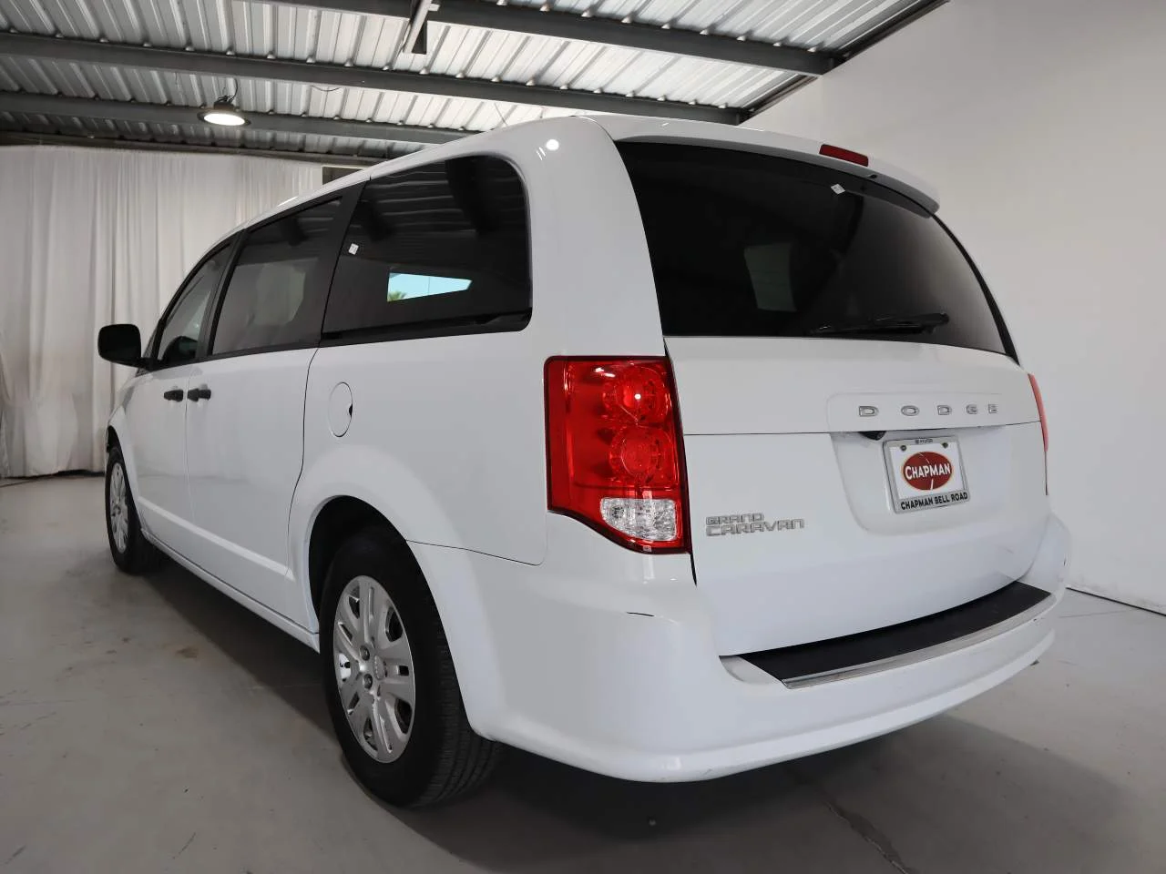 Used 2019 White Knuckle Clear Coat Dodge SE image 6
