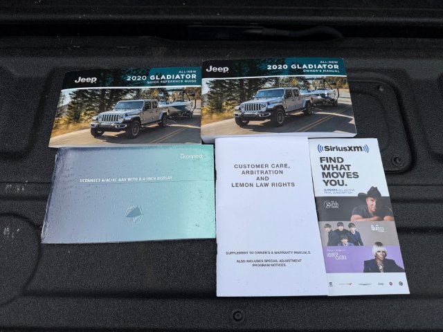 Used 2020 Black Jeep Overland image 39