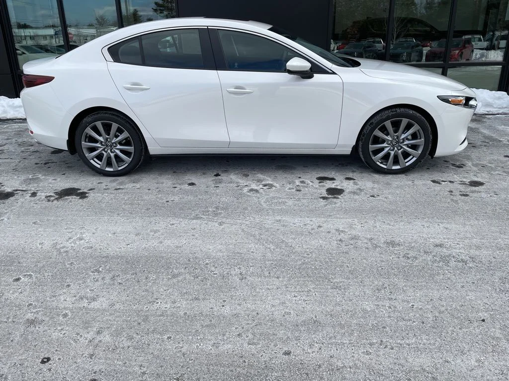 New 2026 Snowflake White Pearl Mazda 2.5 S Preferred image 5