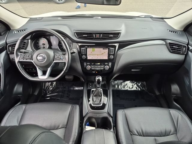 Certified Used 2022 White Nissan SL image 22