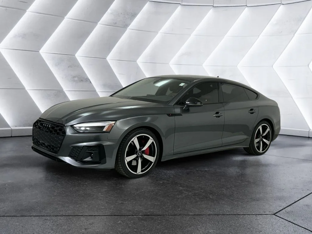 Used 2022  Audi Premium Plus image 3
