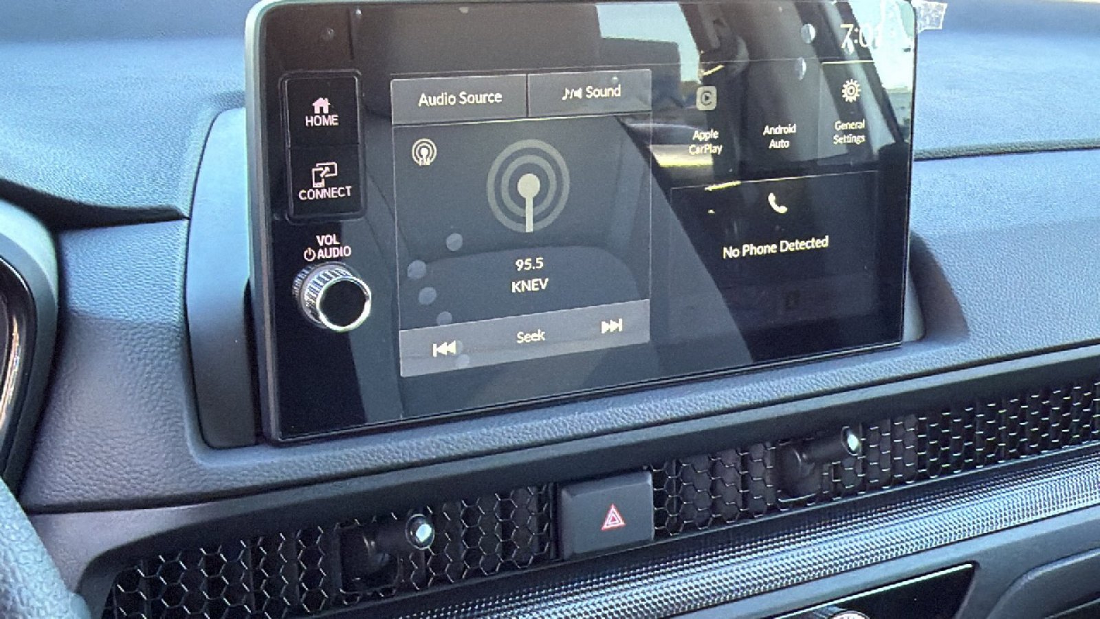 2026 Honda CR-V LX - Photo 15