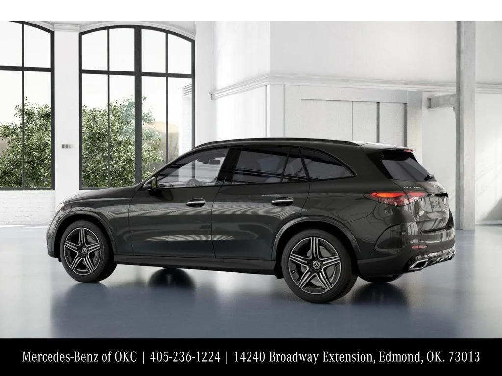 Used 2026 Gray Mercedes-Benz GLC 300 image 31