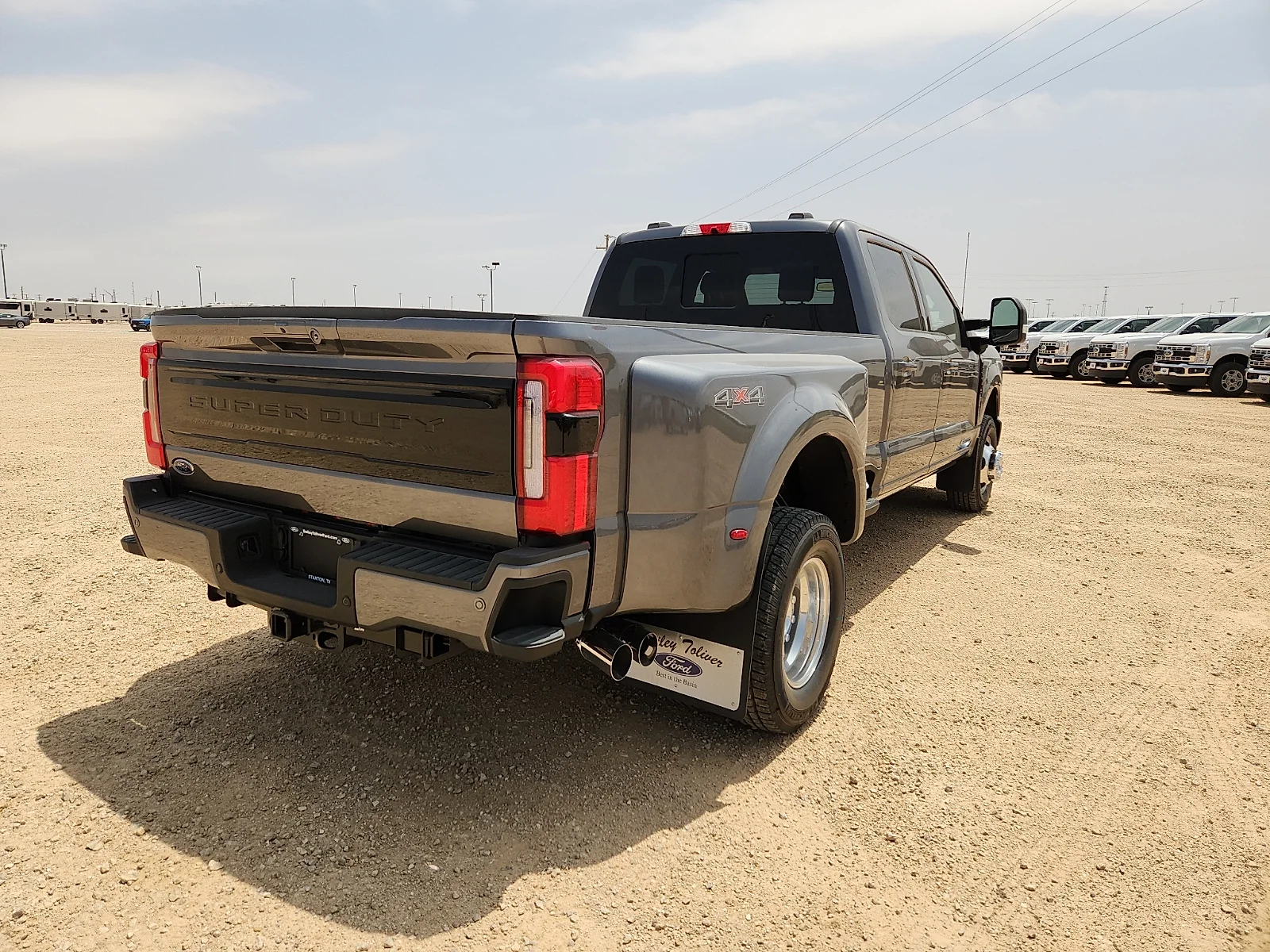 New 2026 Carbonized Gray Metallic Ford F-350® Platinum® image 7
