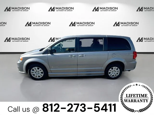 Used 2016 Silver Dodge SE image 8