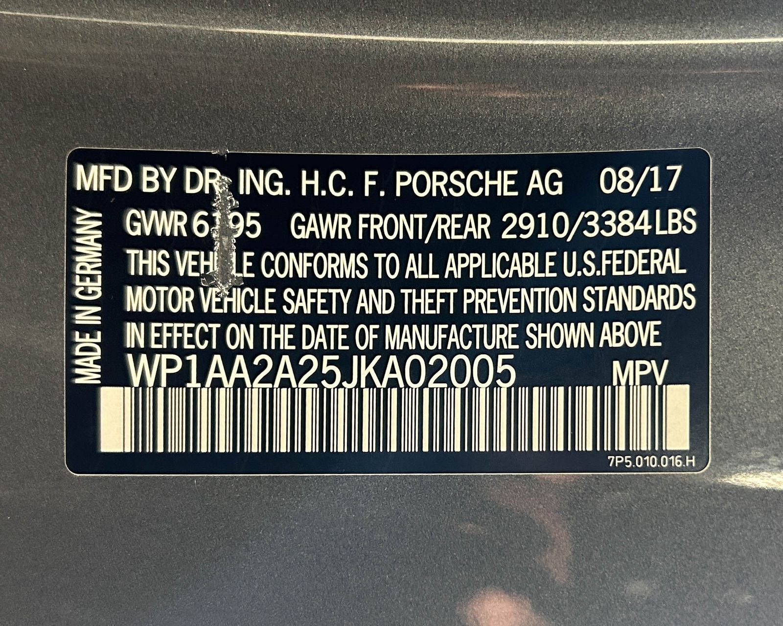 Used 2018 Gray Porsche Base image 31
