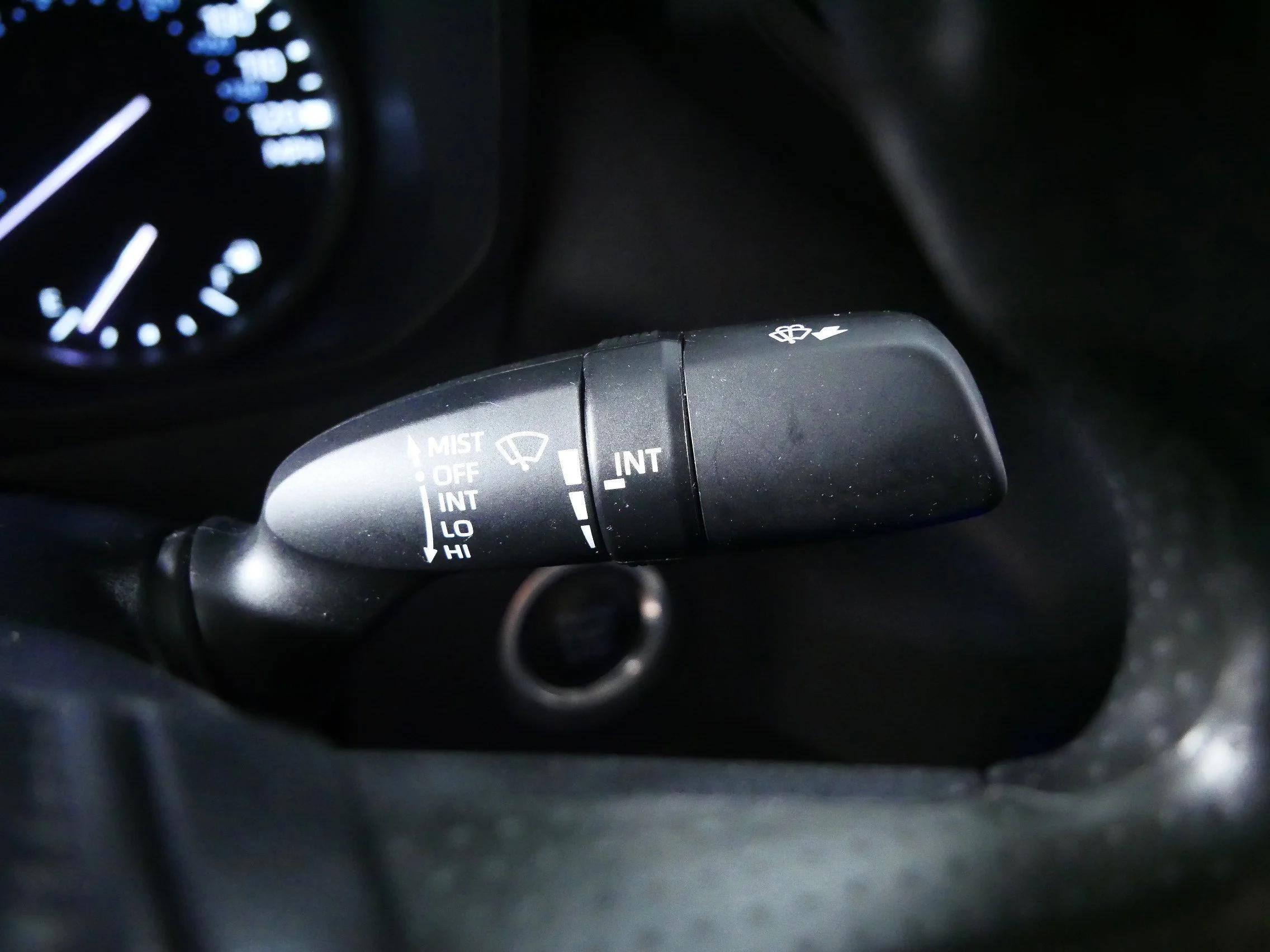 Used 2023 Ice Cap Toyota SR image 29