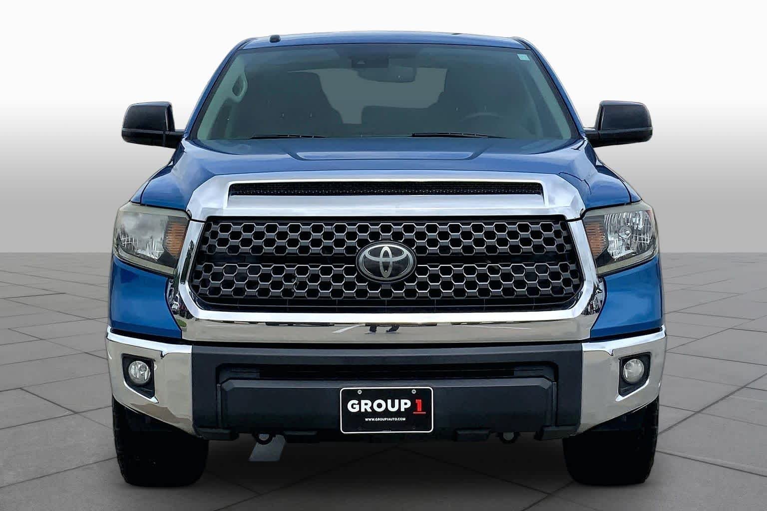 Used 2018 Blazing Blue Pearl Toyota SR5 image 3