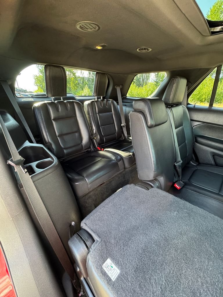 Used 2014 Ruby Red Metallic Ford XLT image 28