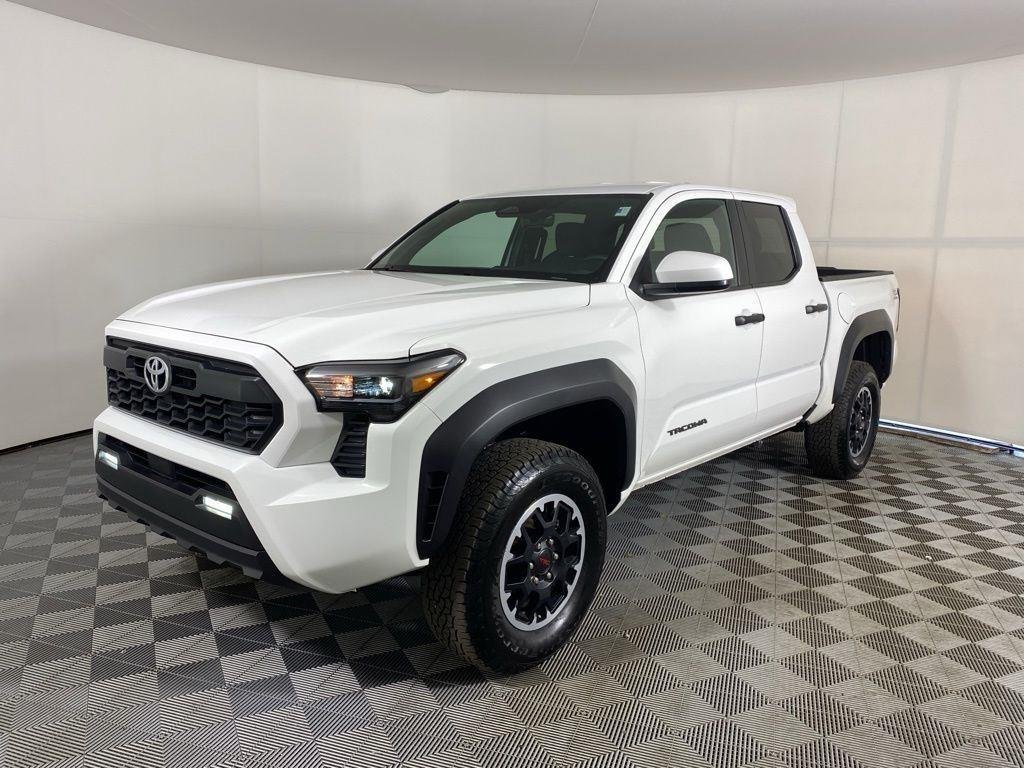Used 2025 Ice Toyota TRD Off-Road image 10