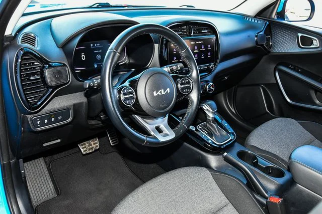 Used 2024 Blue Kia EX image 16